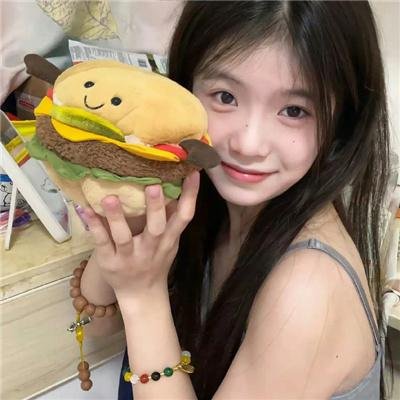 成为朱莉娅